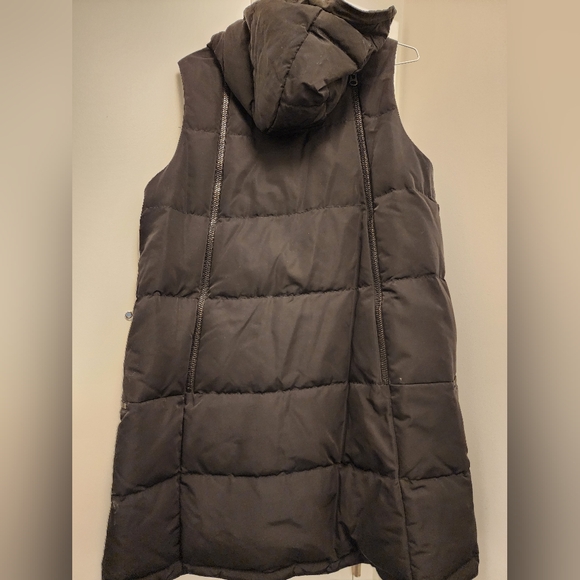 Derek Lam puffer vest with faux zipper detail - Picture 4 of 4